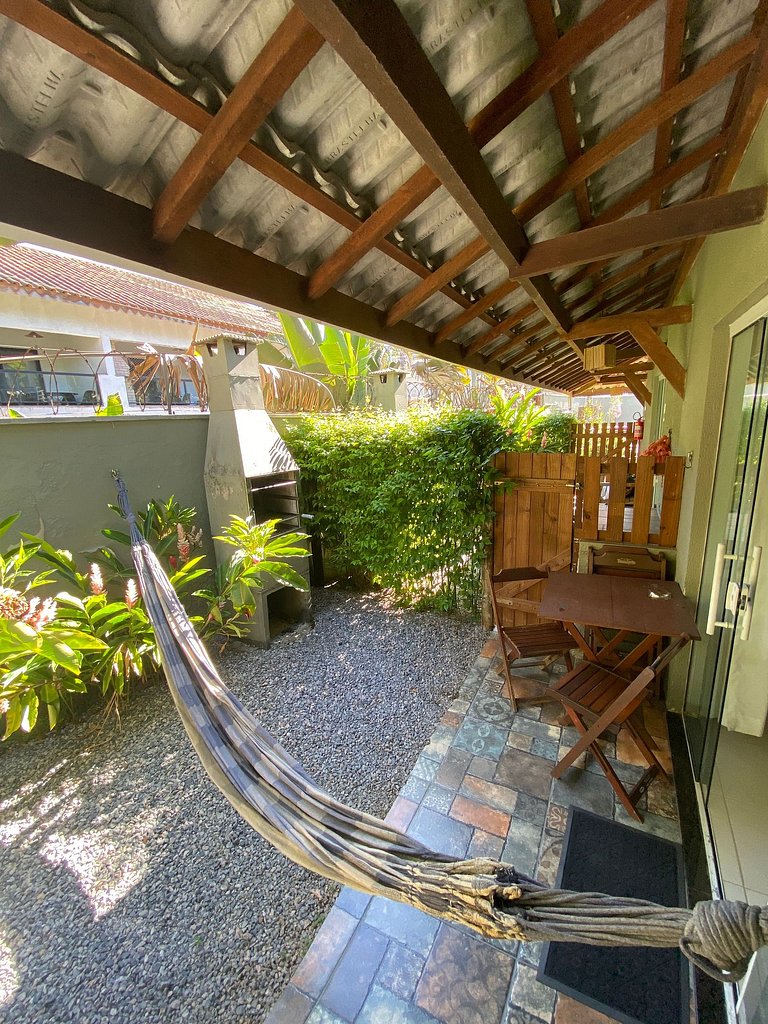 Vila Tiare 6 • Casa pet friendly em condomínio