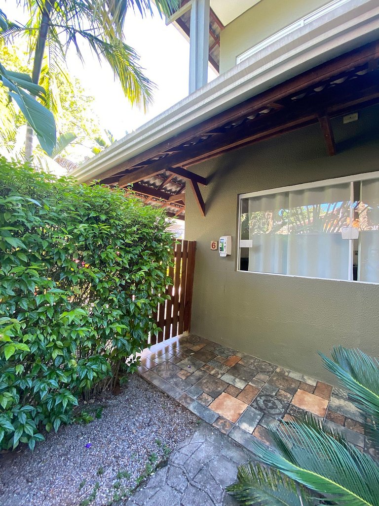 Vila Tiare 6 • Casa pet friendly em condomínio