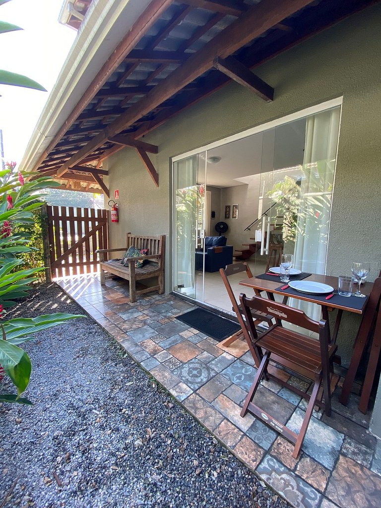 Vila Tiare 5 • Casa pet friendly em condomínio